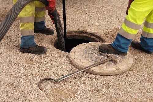 What's the Best Way to Repair a Damaged Sewer Line?